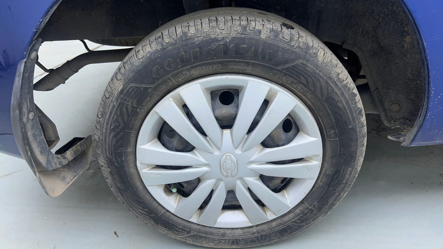Used 2019 Datsun Go Plus T Petrol Manual tyres RIGHT REAR TYRE RIM VIEW