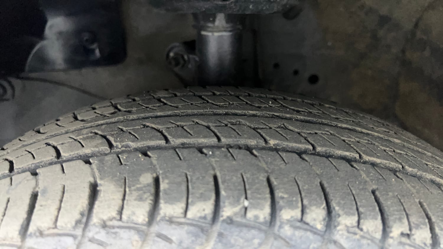 Used 2018 Honda Brio S (O)MT Petrol Manual tyres LEFT FRONT TYRE TREAD VIEW