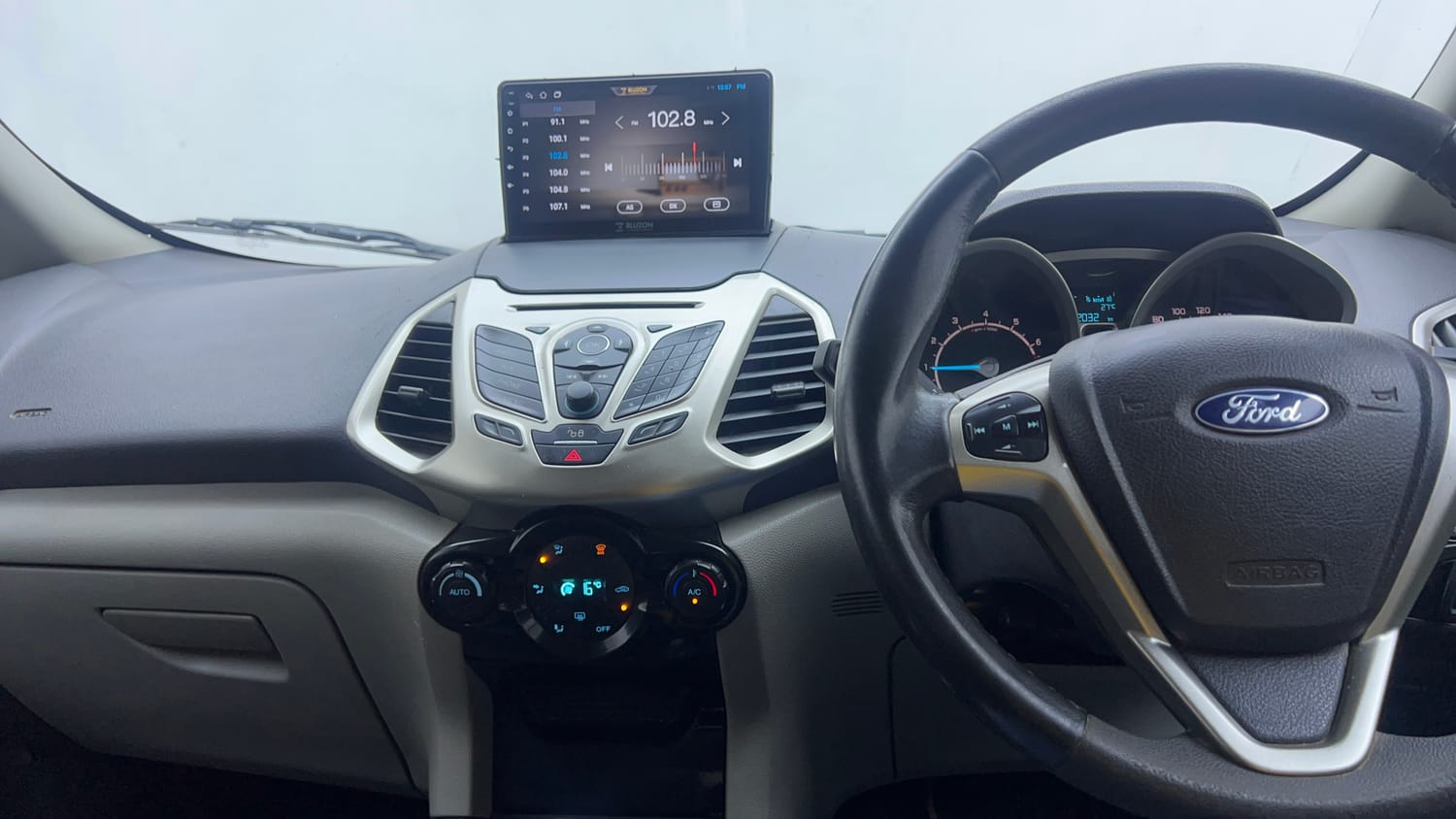 Used 2017 Ford EcoSport Titanium 1.5L Ti-VCT Petrol Manual interior MUSIC SYSTEM & AC CONTROL VIEW