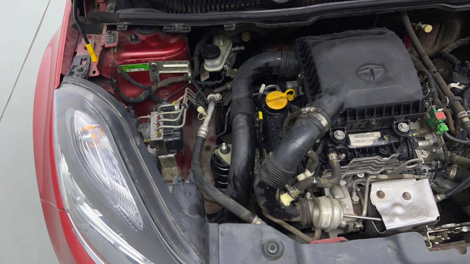 Used 2018 Tata Nexon XZA Plus Petrol Dual Tone Petrol Automatic engine ENGINE RIGHT SIDE VIEW