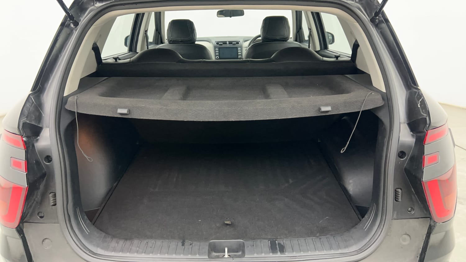 Used 2022 Hyundai Creta S 1.5 Diesel Diesel Manual interior DICKY INSIDE VIEW