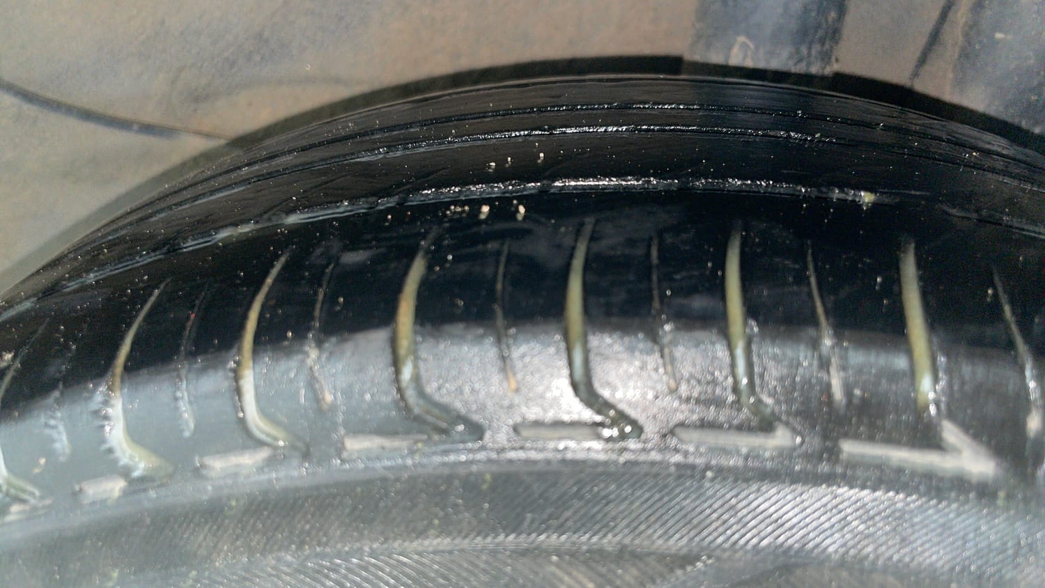 Used 2020 Hyundai New Santro 1.1 Sportz Petrol + CNG (outside fitted) Petrol+cng Manual tyres LEFT REAR TYRE TREAD VIEW