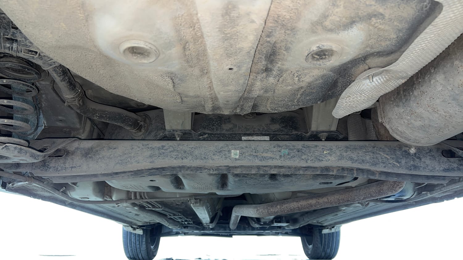 Used 2022 Kia Sonet GTX Plus 1.5 AT Diesel Automatic extra REAR UNDERBODY VIEW (TAKEN FROM REAR)