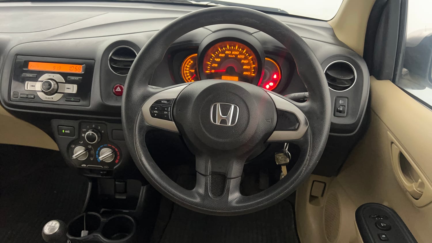 Used 2014 Honda Amaze 1.2 S i-VTEC Petrol Manual interior STEERING VIEW