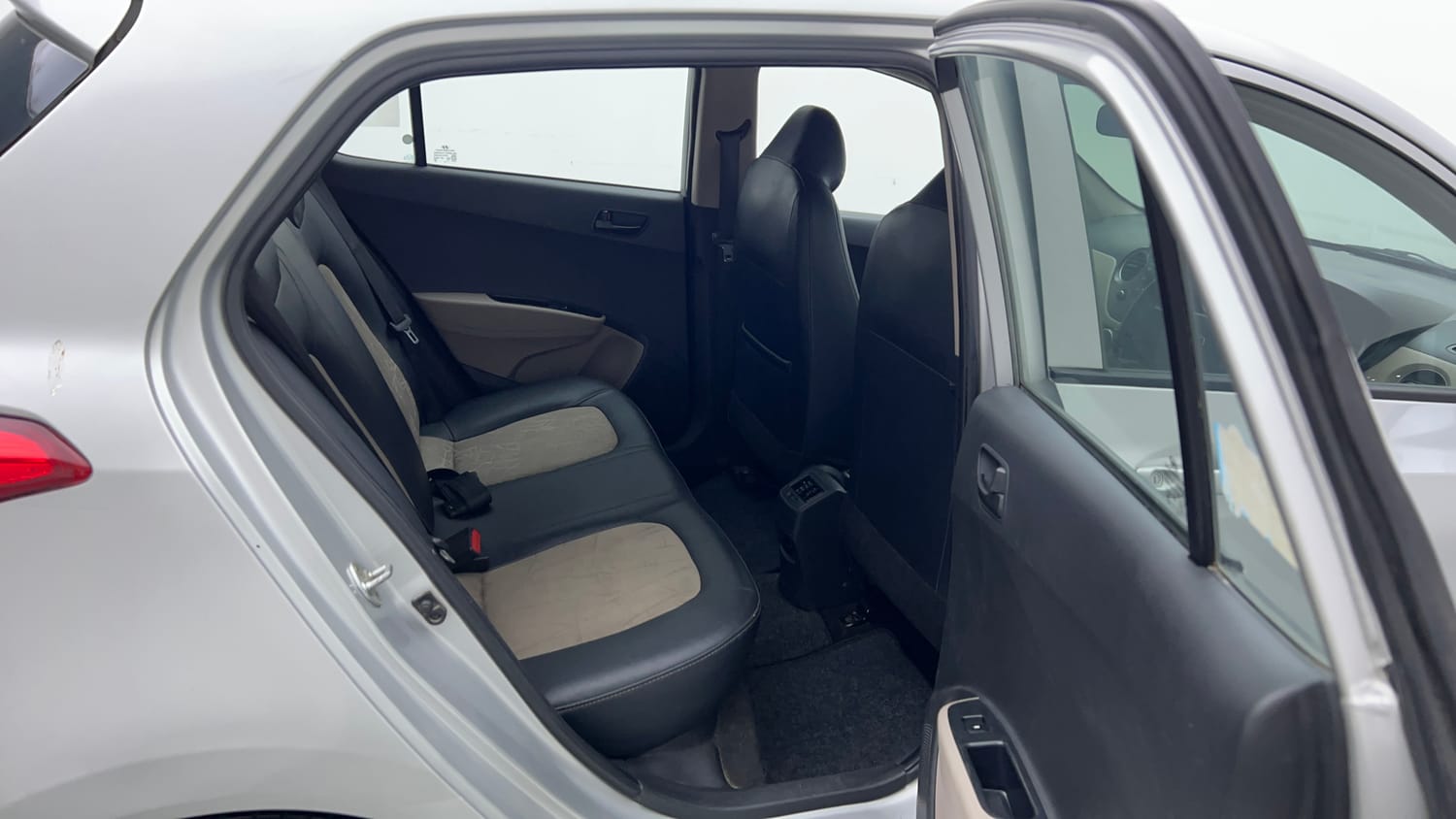 Used 2018 Hyundai Grand i10 Magna 1.2 Kappa VTVT Petrol Manual interior RIGHT SIDE REAR DOOR CABIN VIEW