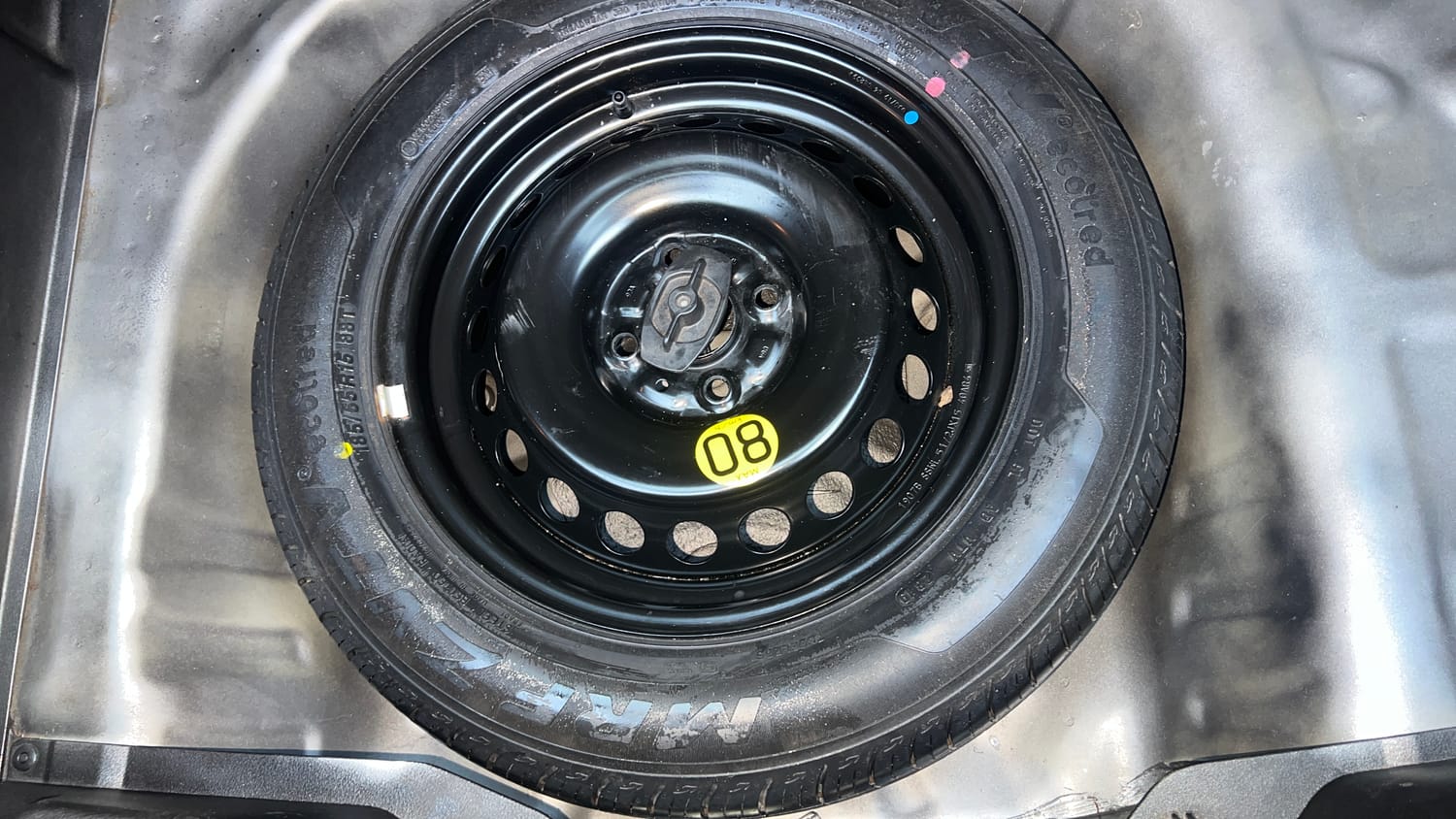 Used 2019 Maruti Suzuki Baleno Zeta 1.2 Petrol Manual tyres SPARE TYRE VIEW