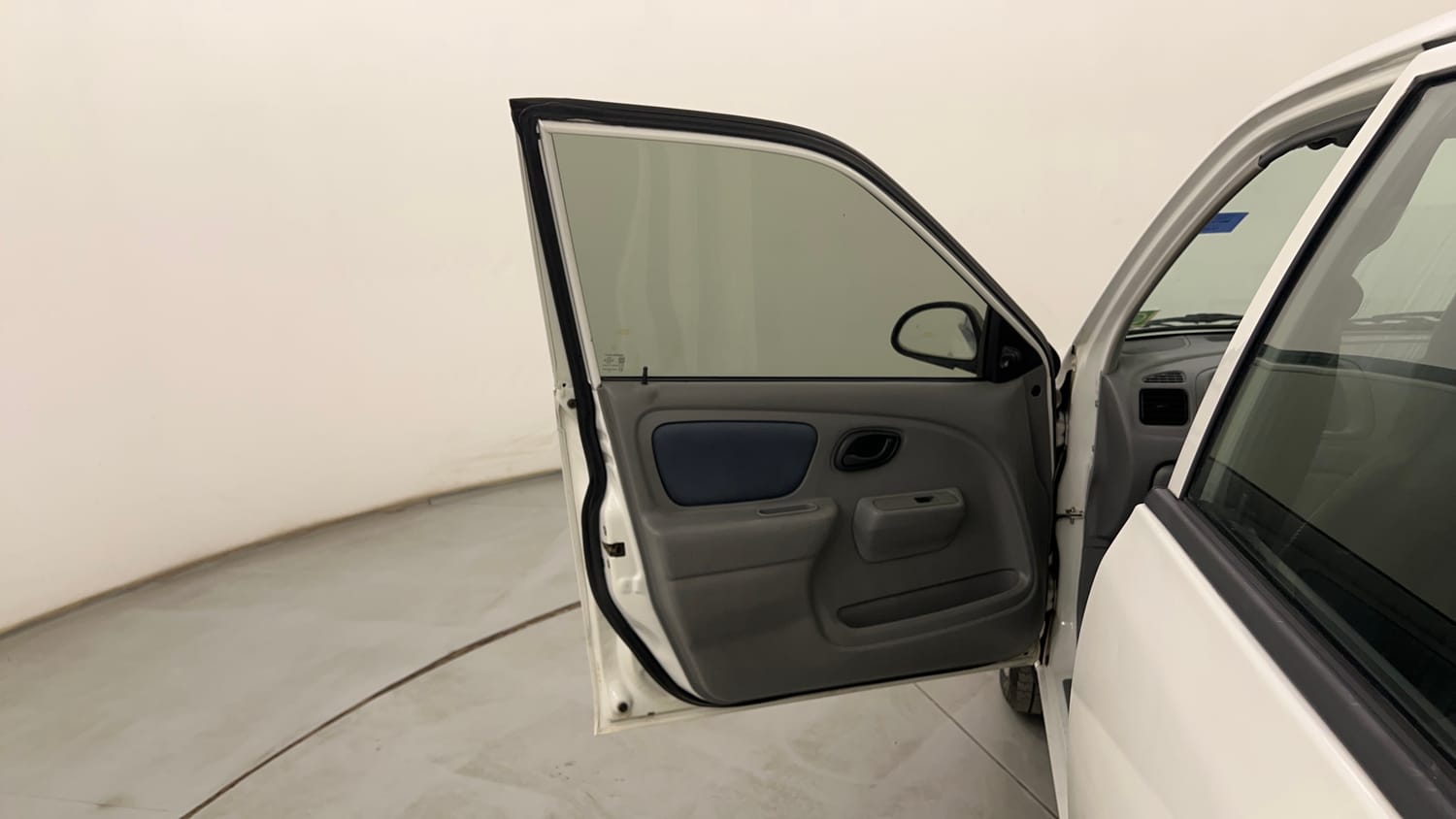 Used 2012 Maruti Suzuki Alto K10 VXi Petrol Manual interior LEFT FRONT DOOR OPEN VIEW