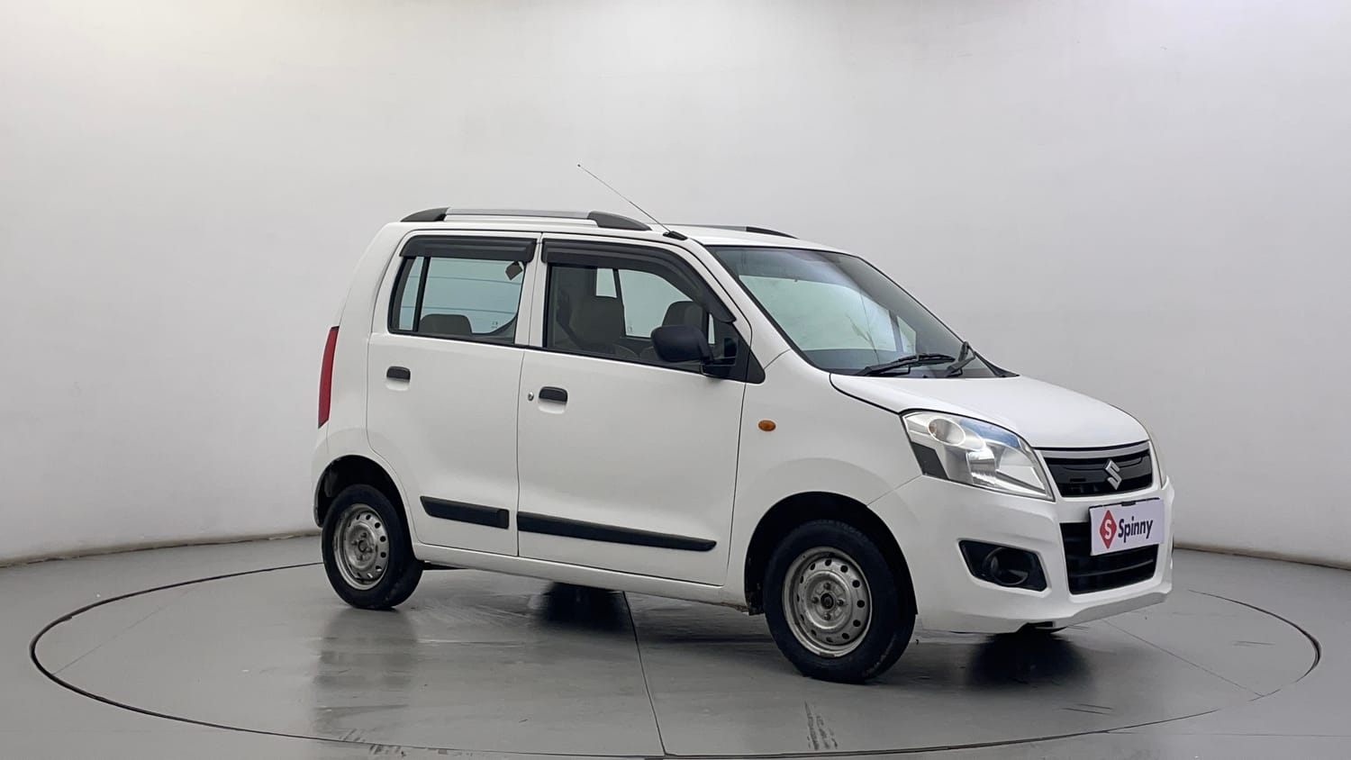 Used 2017 Maruti Suzuki Wagon R LXI CNG Cng Manual exterior RIGHT FRONT CORNER VIEW