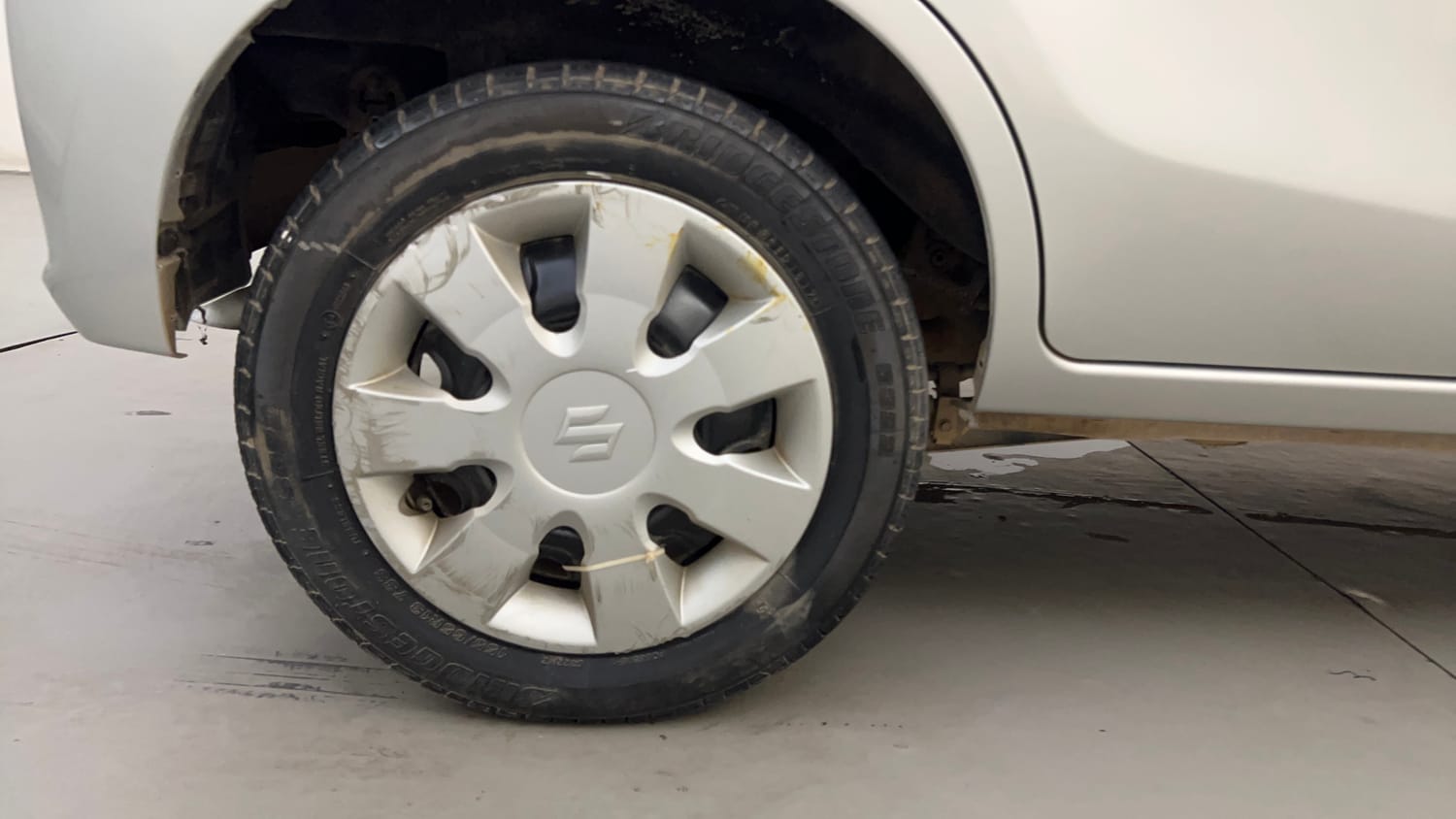 Used 2017 Maruti Suzuki Alto K10 VXi Petrol Manual tyres RIGHT REAR TYRE RIM VIEW