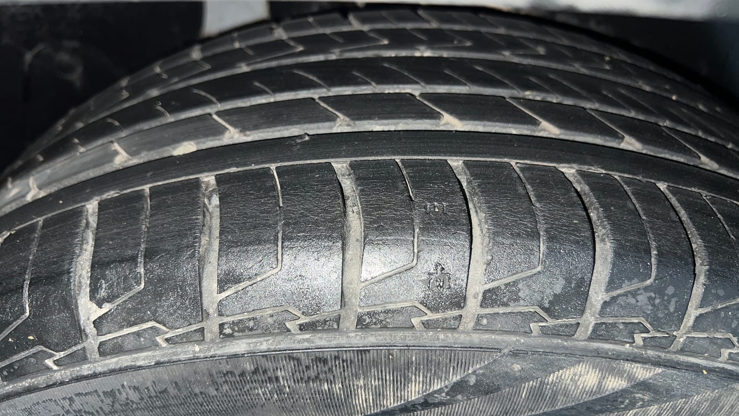 Used 2023 Hyundai Creta SX 1.5 Petrol Petrol Manual tyres RIGHT REAR TYRE TREAD VIEW