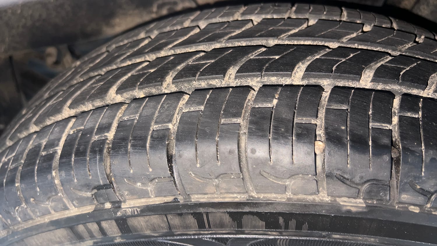 Used 2021 Hyundai Santro Sportz AMT Petrol Automatic tyres LEFT REAR TYRE TREAD VIEW
