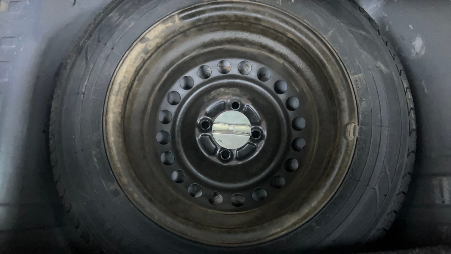 Used 2018 Honda Brio S (O)MT Petrol Manual tyres SPARE TYRE VIEW