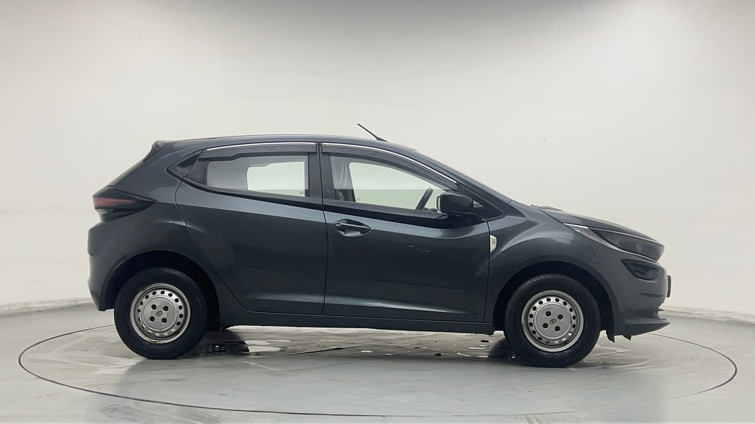 Used 2021 Tata Altroz XM Petrol Petrol Manual exterior RIGHT SIDE VIEW