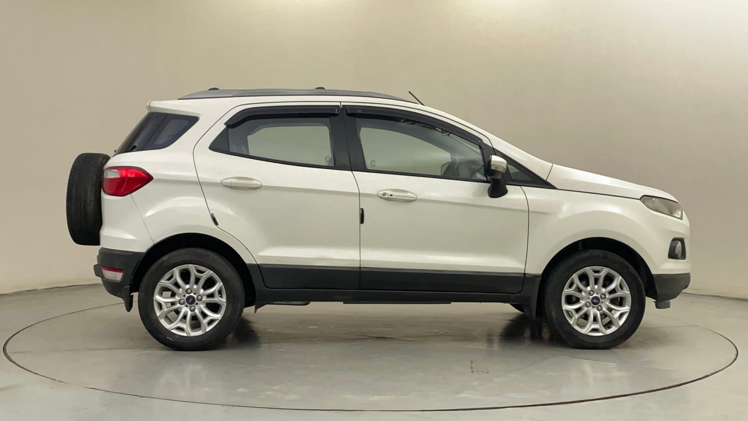 Used 2013 Ford EcoSport Titanium 1.5 Ti-VCT Petrol Manual exterior RIGHT SIDE VIEW