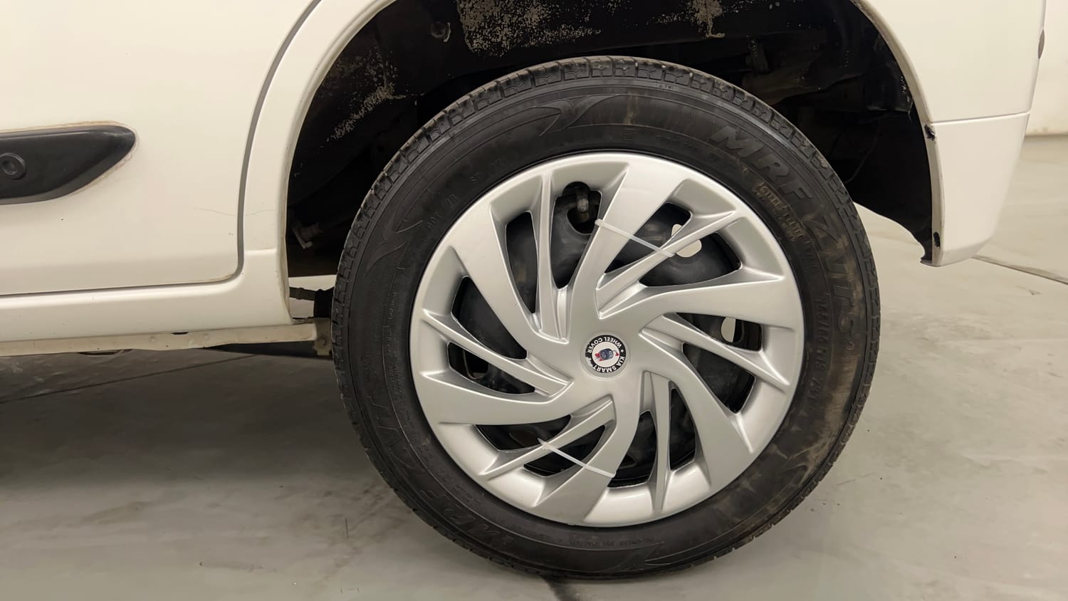 Used 2012 Maruti Suzuki Alto K10 VXi Petrol Manual tyres LEFT REAR TYRE RIM VIEW
