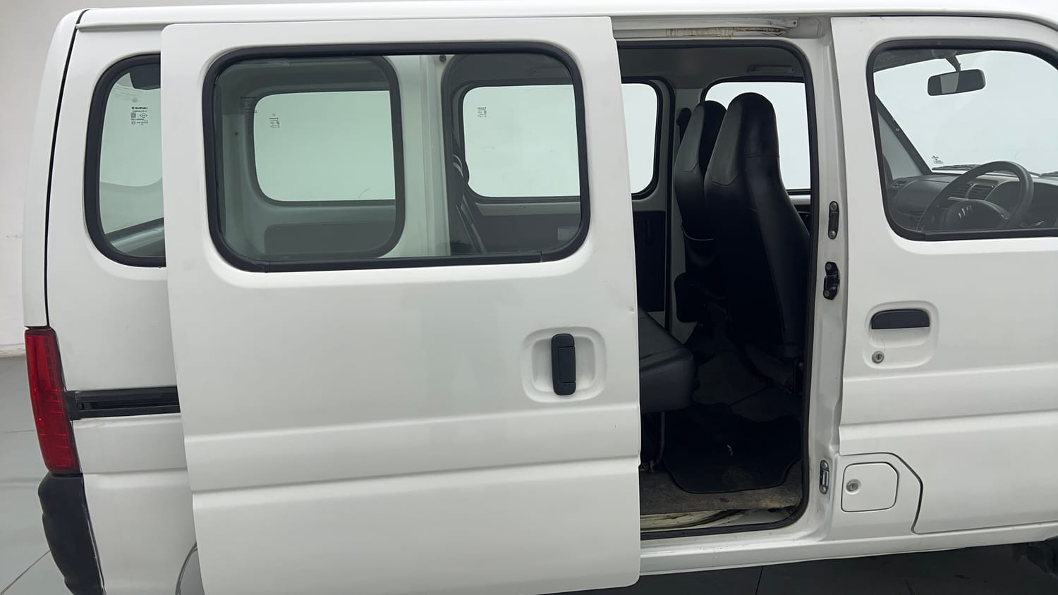 Used 2022 Maruti Suzuki Eeco 5 STR AC (O) Petrol Manual interior RIGHT REAR DOOR OPEN VIEW
