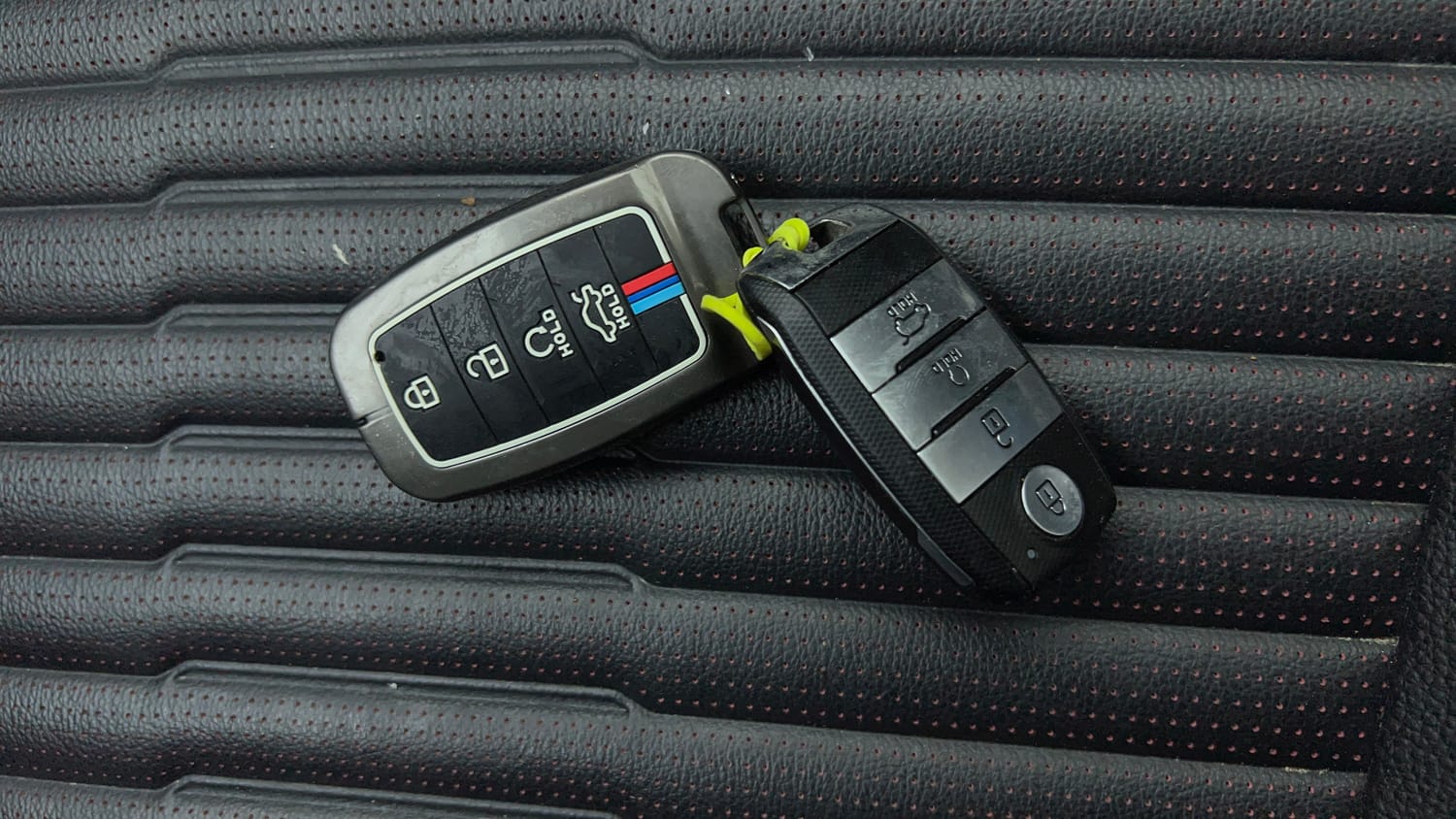 Used 2022 Kia Sonet GTX Plus 1.5 AT Diesel Automatic extra CAR KEY VIEW