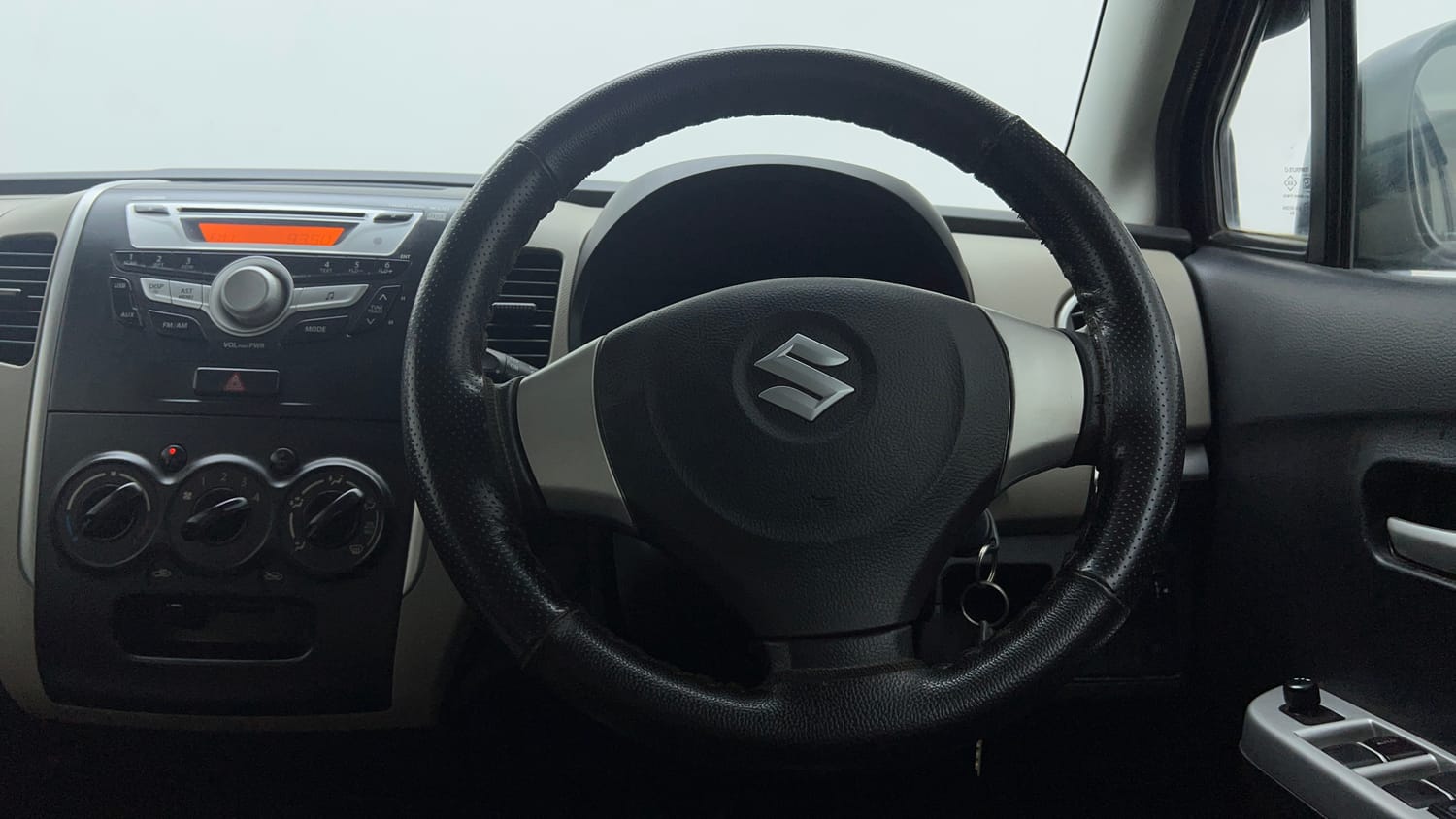 Used 2016 Maruti Suzuki Wagon R VXI Petrol Manual interior STEERING VIEW