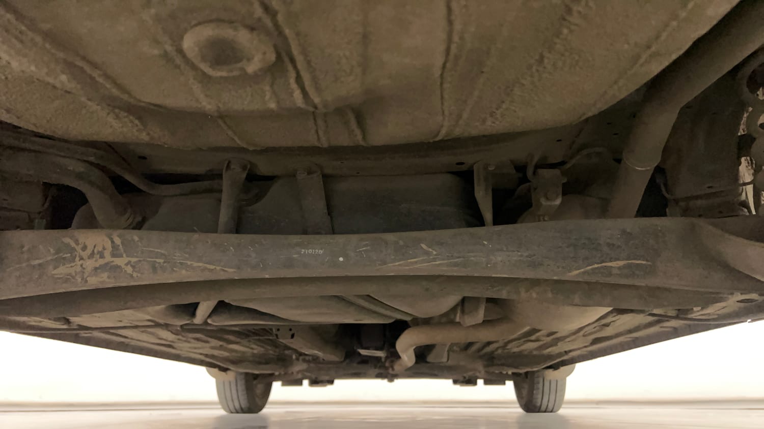 Used 2020 Honda Amaze 1.2 V CVT Petrol Petrol Automatic extra REAR UNDERBODY VIEW (TAKEN FROM REAR)