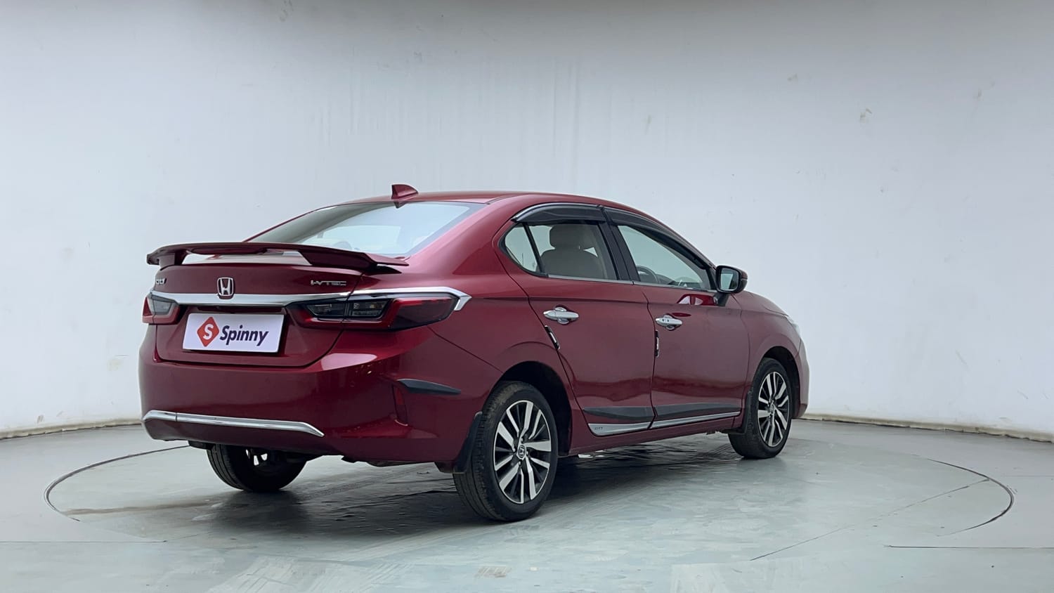 Used 2022 Honda City ZX CVT Petrol Petrol Automatic exterior RIGHT REAR CORNER VIEW