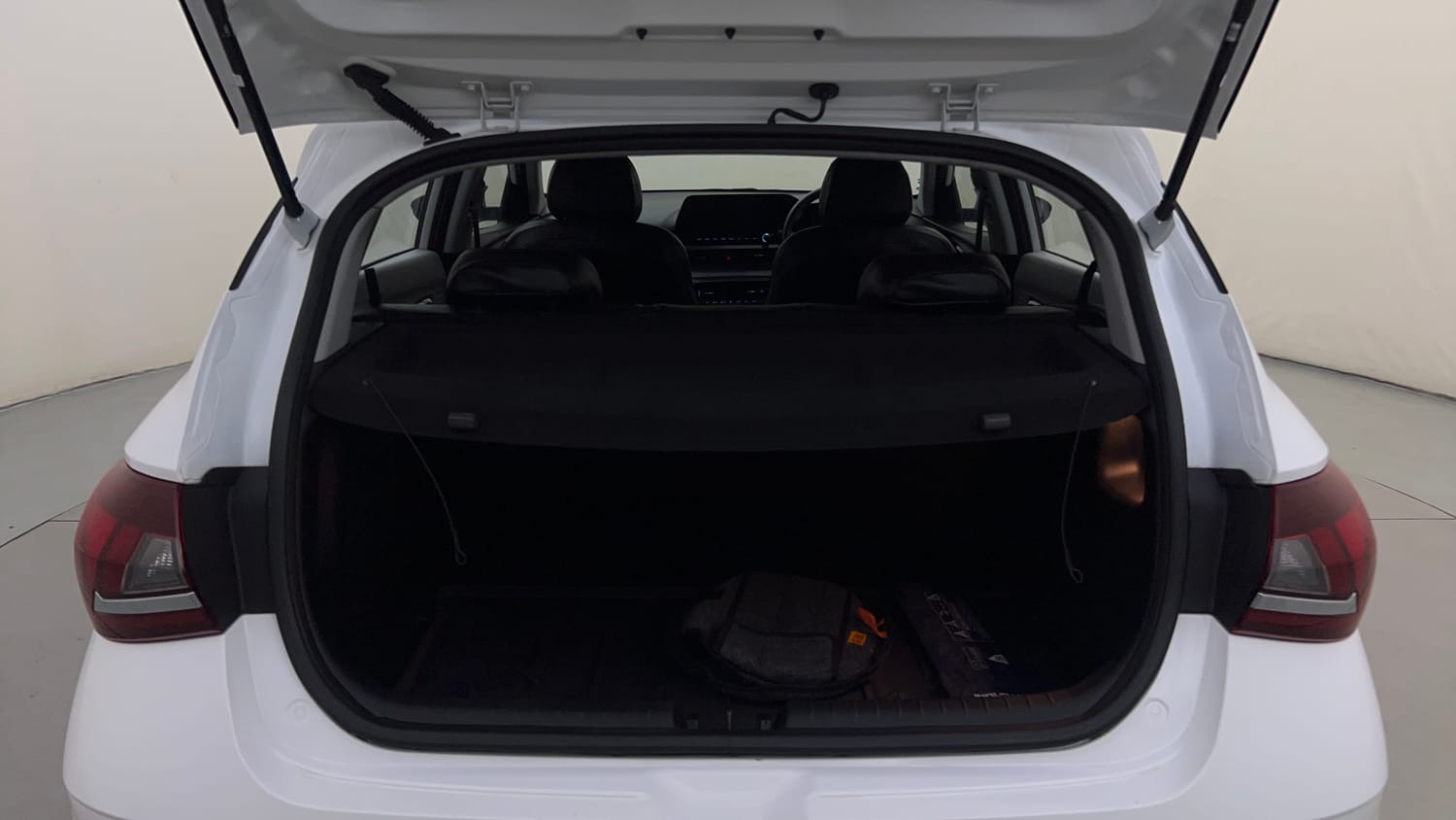 Used 2025 Hyundai New i20 Asta (O) 1.2 IVT Petrol Automatic interior DICKY INSIDE VIEW