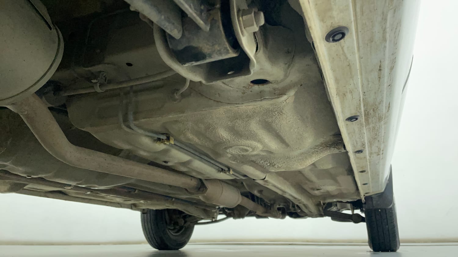 Used 2020 Maruti Suzuki Alto 800 LXi Petrol Manual extra REAR RIGHT UNDERBODY VIEW