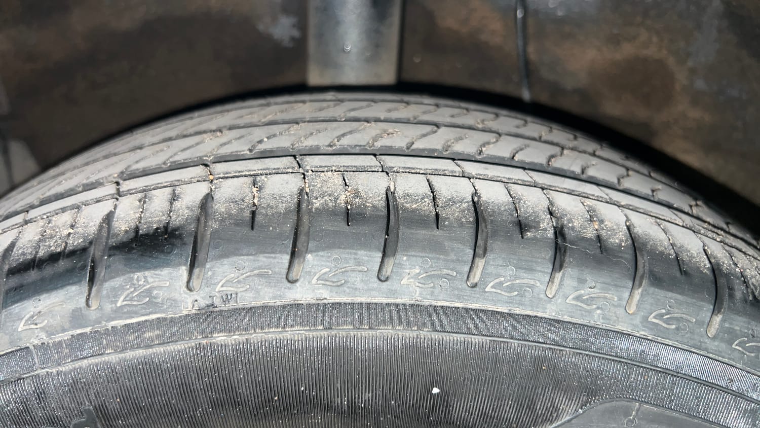 Used 2025 Hyundai Grand i10 Nios Asta 1.2 Kappa AMT Petrol Automatic tyres RIGHT REAR TYRE TREAD VIEW