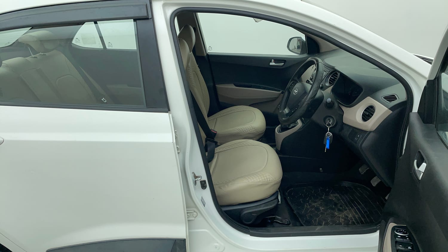 Used 2016 Hyundai Xcent S 1.2 Petrol Manual interior RIGHT SIDE FRONT DOOR CABIN VIEW
