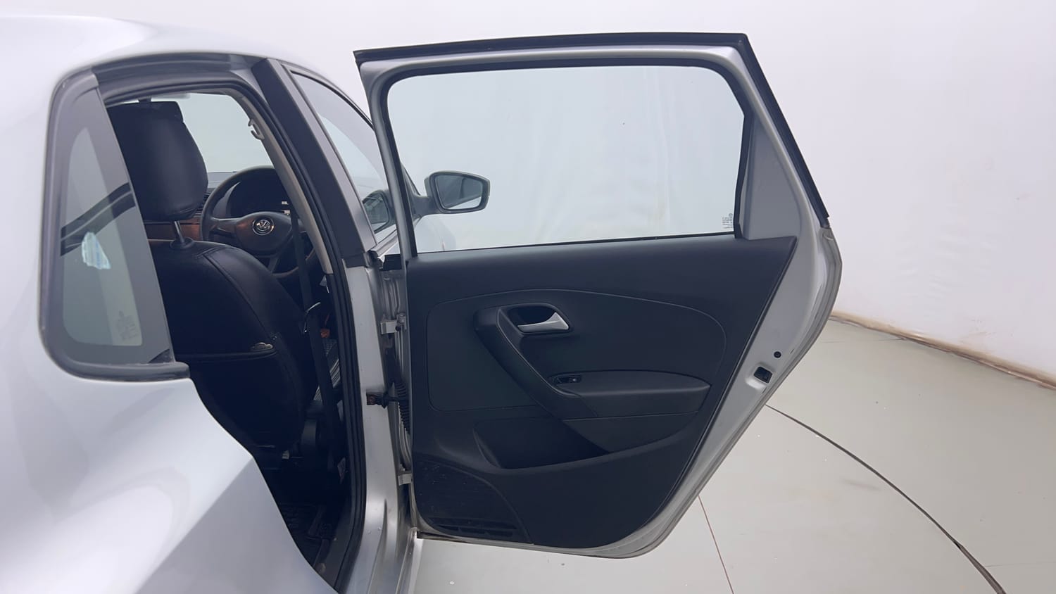 Used 2015 Volkswagen Polo Comfortline 1.2L (P) Petrol Manual interior RIGHT REAR DOOR OPEN VIEW