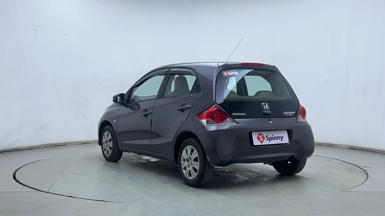 Used 2018 Honda Brio S (O)MT Petrol Manual exterior LEFT REAR CORNER VIEW