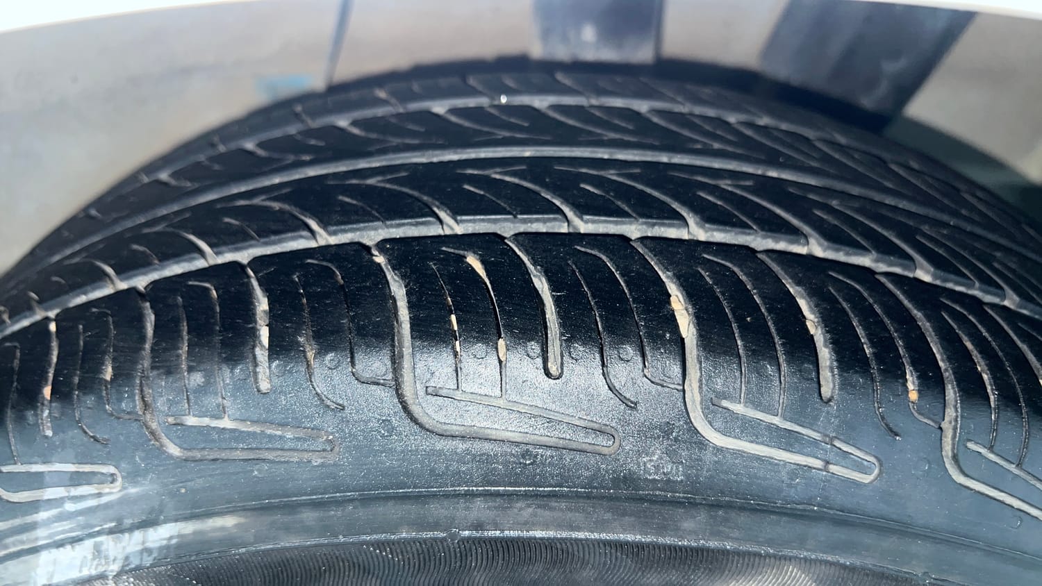 Used 2022 Hyundai Grand i10 Nios Sportz 1.2 Kappa VTVT CNG Cng Manual tyres LEFT REAR TYRE TREAD VIEW
