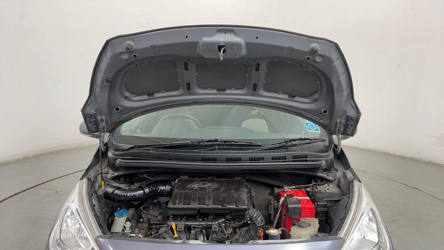 Used 2014 Hyundai Grand i10 Asta AT 1.2 Kappa VTVT Petrol Automatic engine ENGINE & BONNET OPEN FRONT VIEW