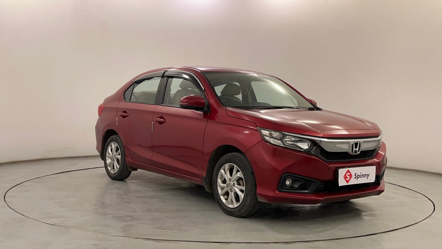 Used 2020 Honda Amaze 1.2 V CVT Petrol Petrol Automatic exterior RIGHT FRONT CORNER VIEW