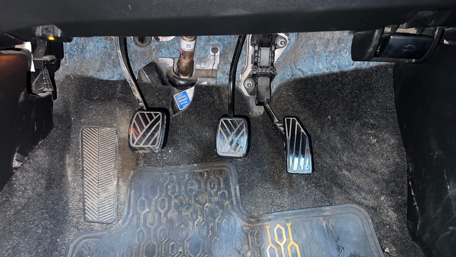 Used 2019 Maruti Suzuki Baleno Zeta 1.2 Petrol Manual interior PEDALS VIEW