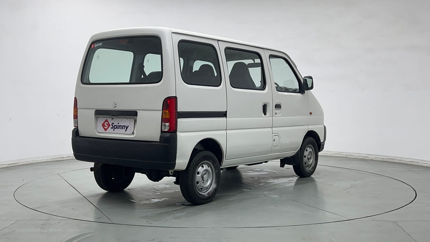 Used 2022 Maruti Suzuki Eeco 5 STR AC (O) Petrol Manual exterior RIGHT REAR CORNER VIEW
