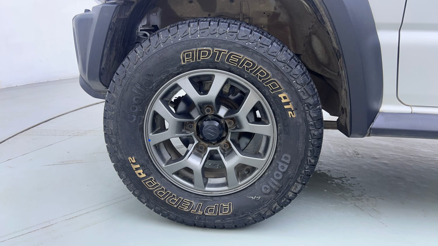 Used 2023 Maruti Suzuki Jimny Alpha AT Petrol Automatic tyres LEFT FRONT TYRE RIM VIEW