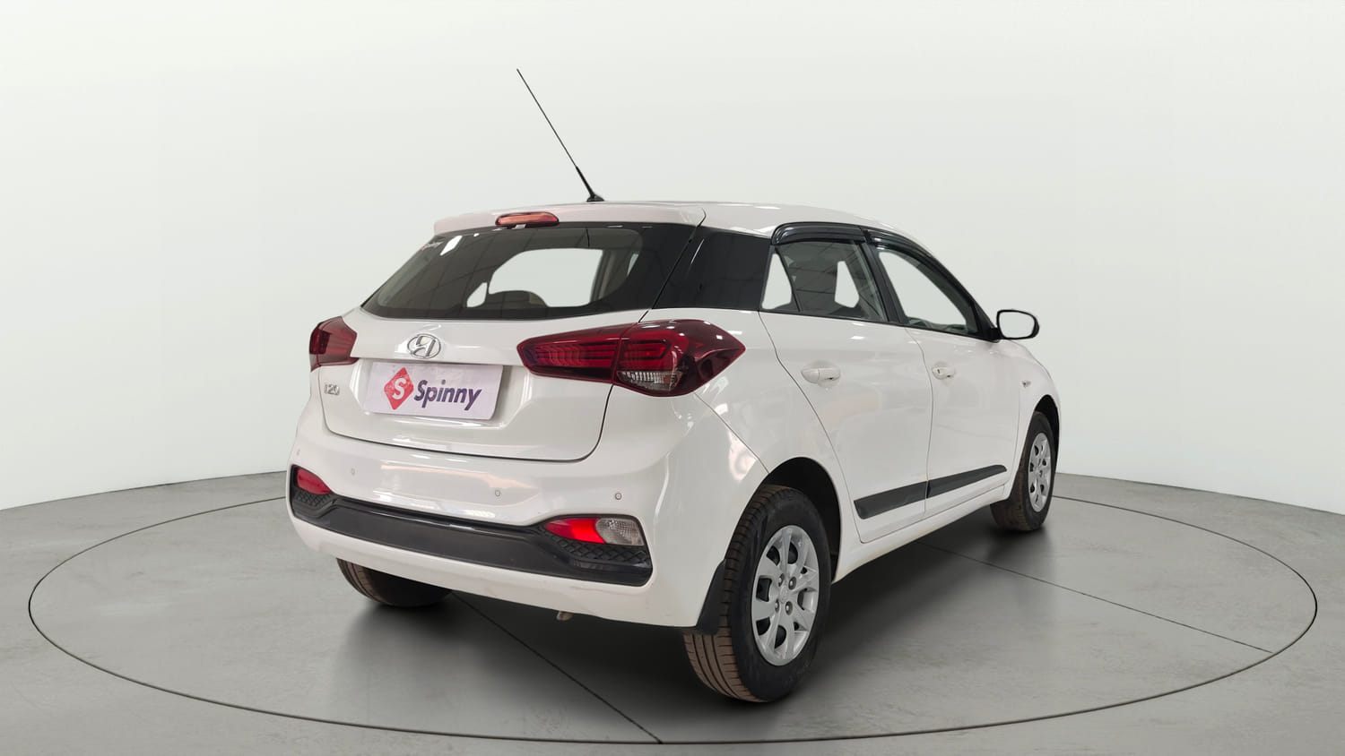 Used 2019 Hyundai Elite i20 Magna Plus 1.2 Petrol Manual exterior RIGHT REAR CORNER VIEW