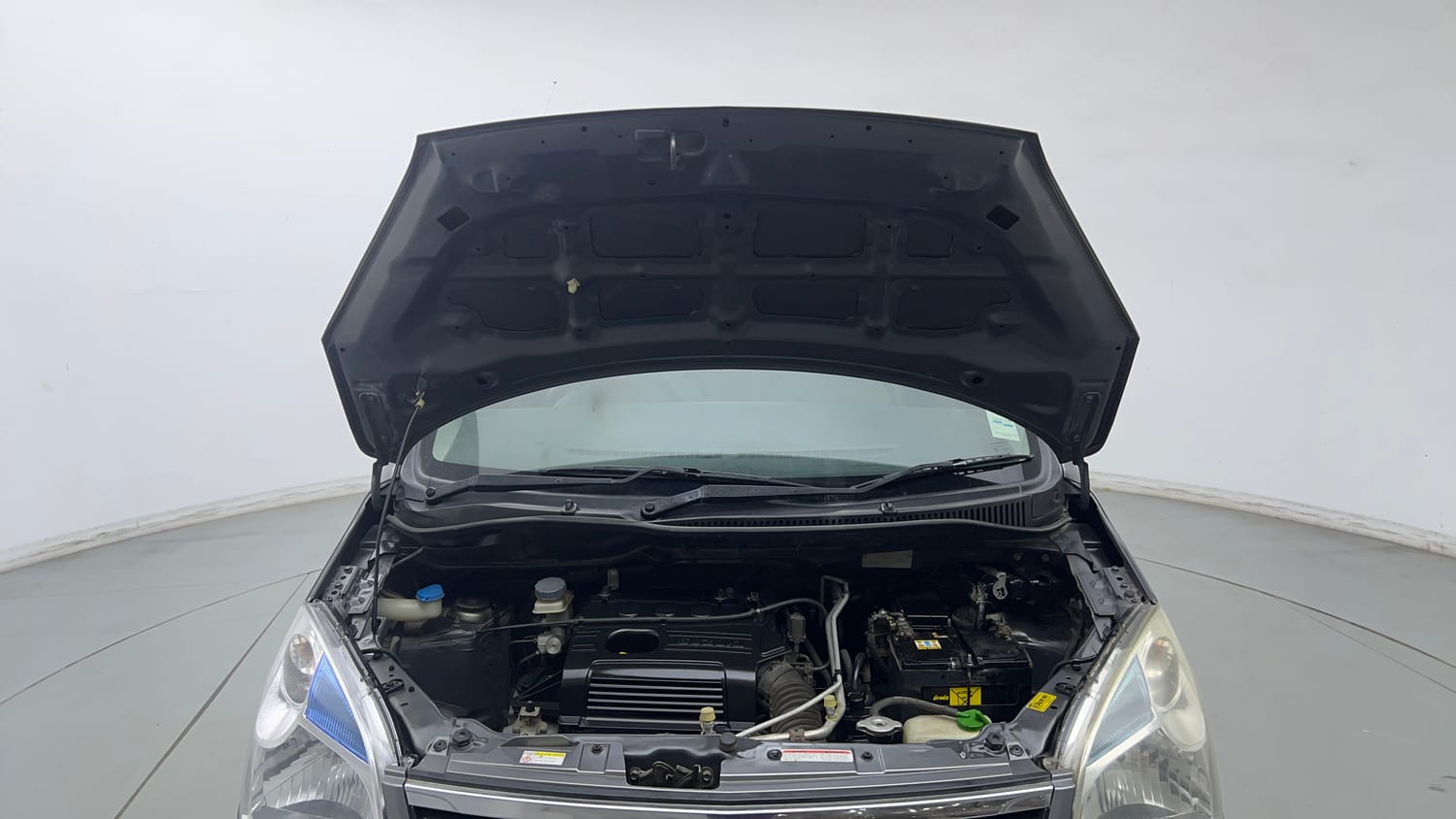 Used 2016 Maruti Suzuki Wagon R VXI Petrol Manual engine ENGINE & BONNET OPEN FRONT VIEW