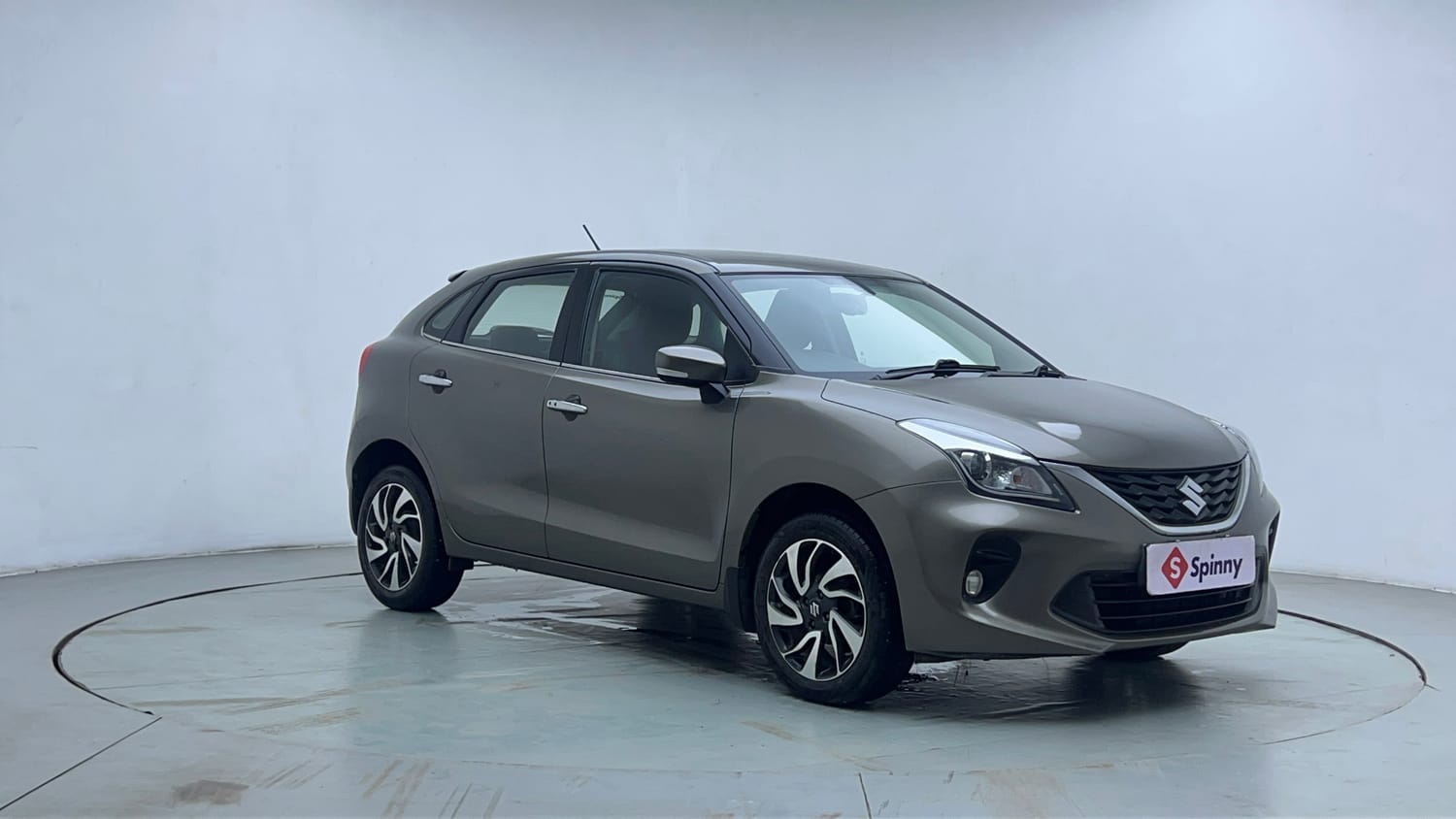 Used 2019 Maruti Suzuki Baleno Zeta 1.2 Petrol Manual exterior RIGHT FRONT CORNER VIEW