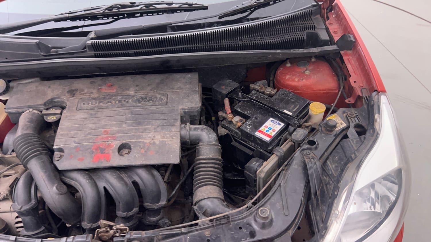 Used 2015 Ford Figo Duratec Petrol ZXI 1.2 Petrol Manual engine ENGINE LEFT SIDE VIEW