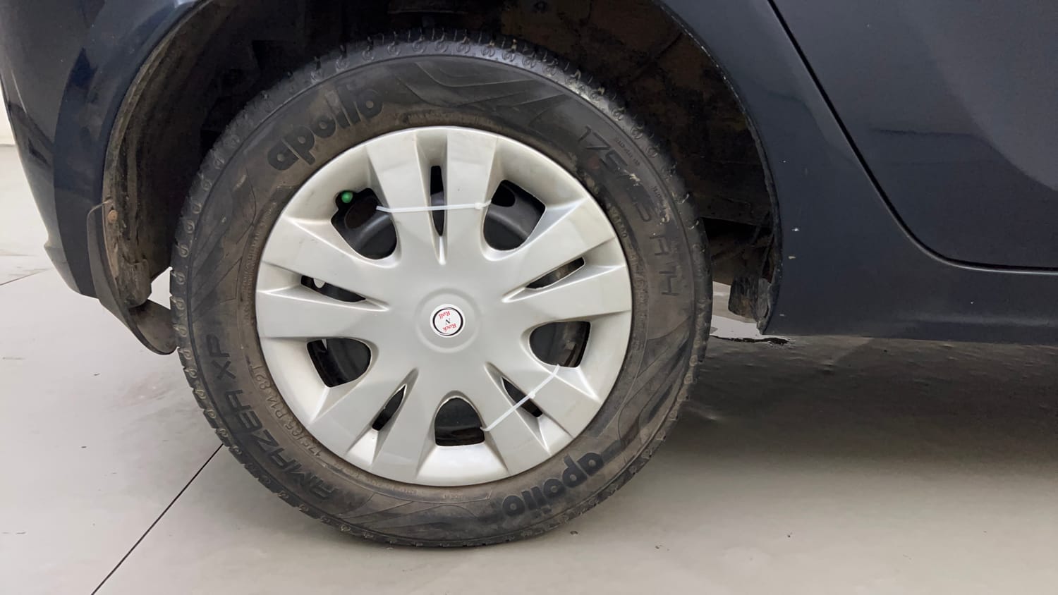 Used 2021 Tata Tiago XT Petrol Manual tyres RIGHT REAR TYRE RIM VIEW