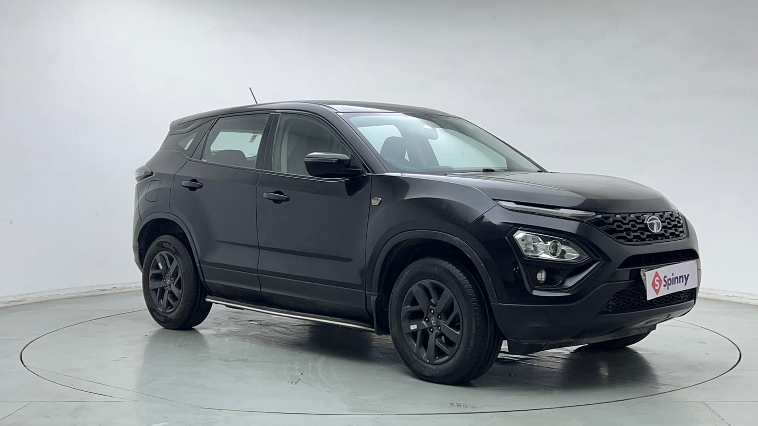 Used 2022 Tata Harrier XTA Plus Dark Edition Diesel Automatic exterior RIGHT FRONT CORNER VIEW