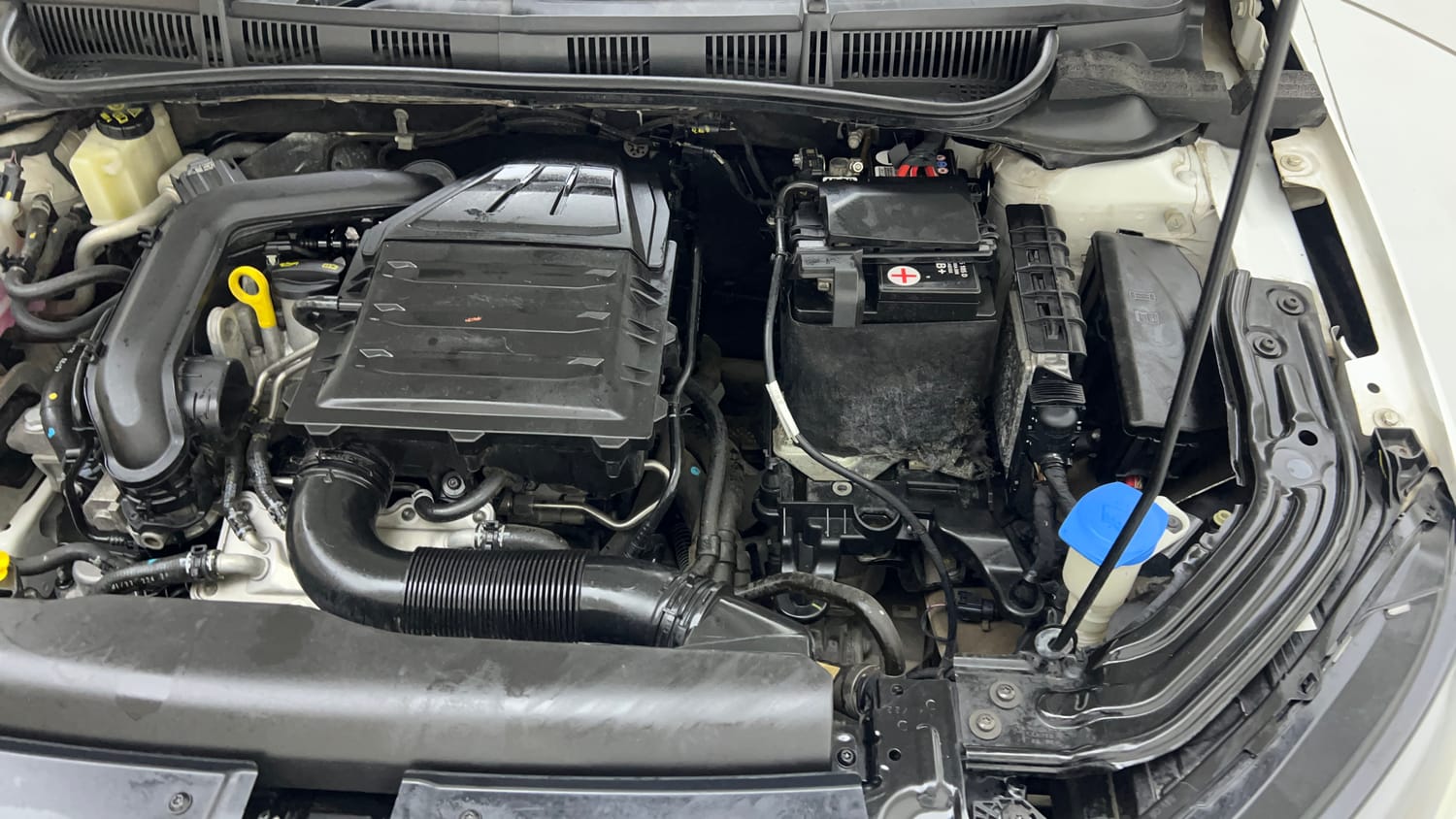 Used 2023 Skoda Slavia Ambition 1.0L TSI MT Petrol Manual engine ENGINE LEFT SIDE VIEW