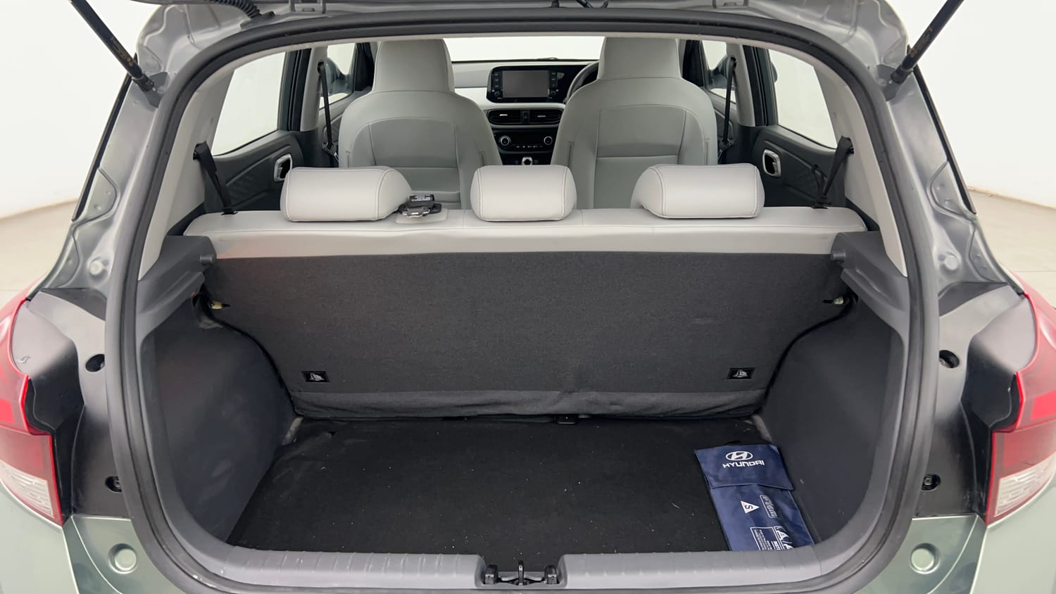 Used 2025 Hyundai Grand i10 Nios Asta 1.2 Kappa AMT Petrol Automatic interior DICKY INSIDE VIEW