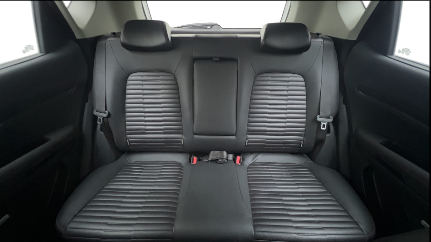 Used 2022 Kia Sonet GTX Plus 1.5 AT Diesel Automatic interior REAR SEAT CONDITION VIEW