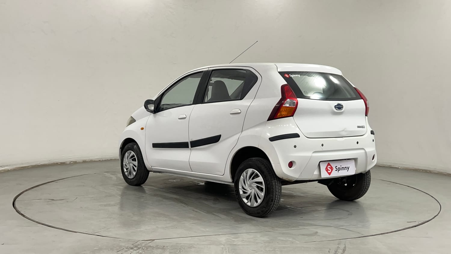 Used 2016 Datsun Redi-GO T (O) Petrol Manual exterior LEFT REAR CORNER VIEW