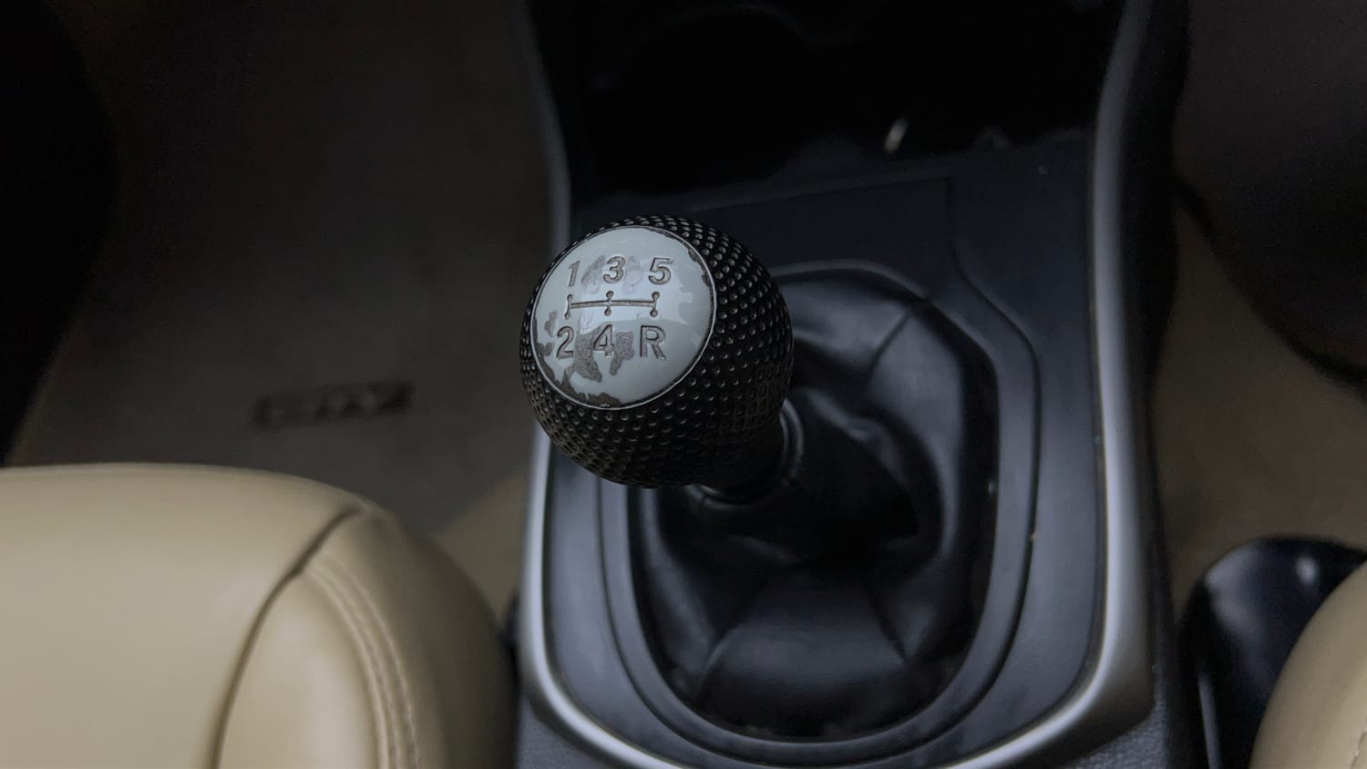 Used 2022 Honda City 4th Generation V Petrol Petrol Manual interior GEAR  KNOB VIEW