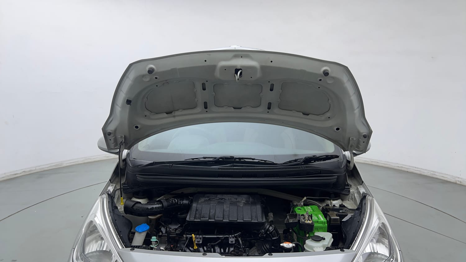 Used 2017 Hyundai Grand i10 Magna 1.2 Kappa VTVT Petrol Manual engine ENGINE & BONNET OPEN FRONT VIEW