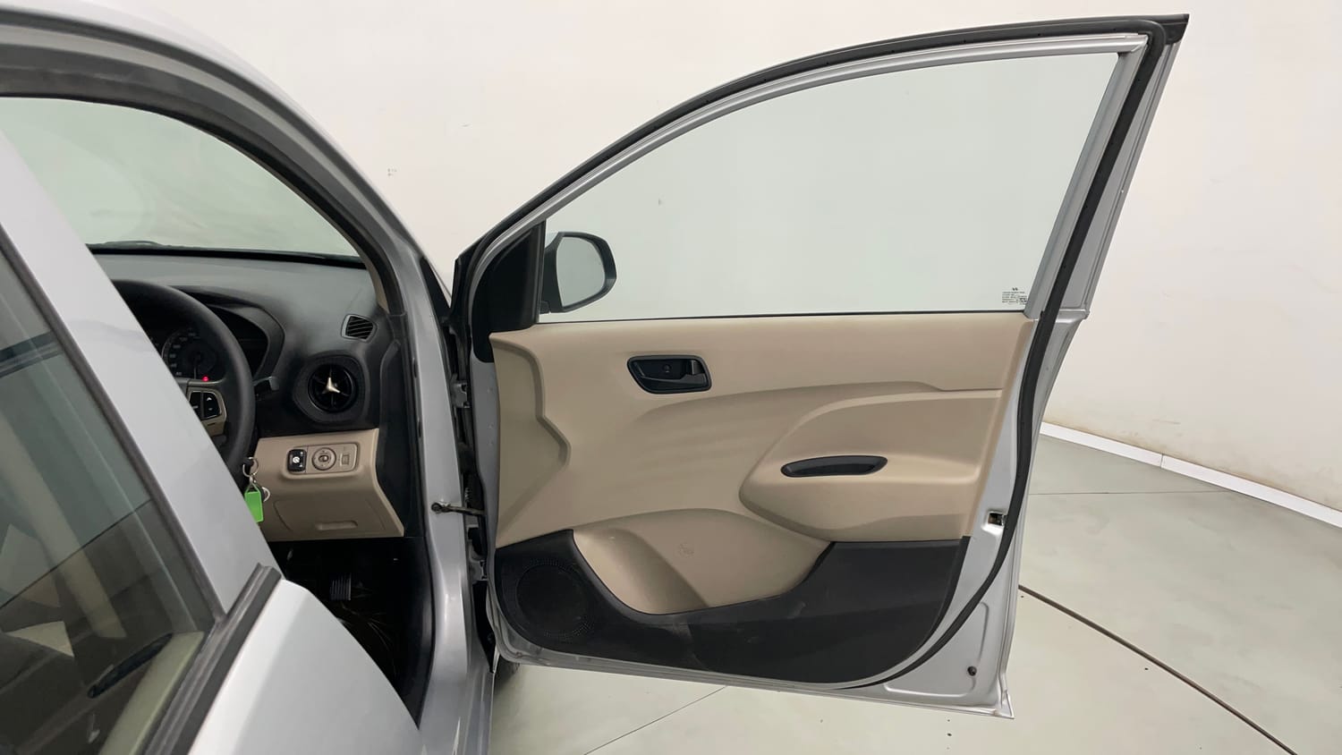 Used 2020 Hyundai New Santro 1.1 Sportz Petrol + CNG (outside fitted) Petrol+cng Manual interior RIGHT FRONT DOOR OPEN VIEW