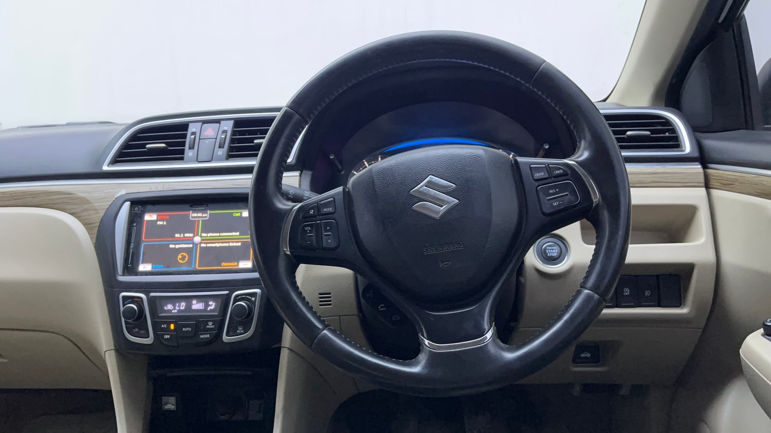Used 2019 Maruti Suzuki Ciaz Alpha Hybrid 1.5 Petrol Manual interior STEERING VIEW
